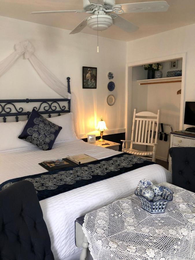 The Bent Elbow Hotel Silverton Экстерьер фото