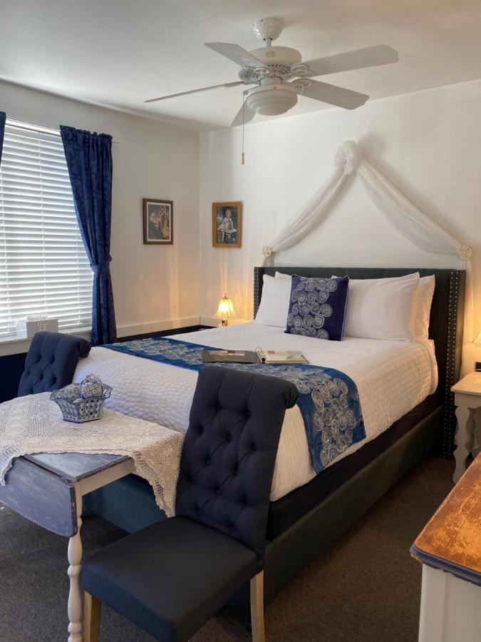 The Bent Elbow Hotel Silverton Экстерьер фото